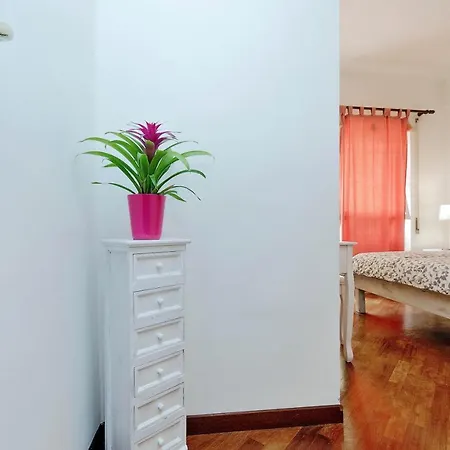 With Awesome Terrace Apartament